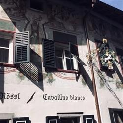 Ristorante Cavallino Bianco - Restaurant Weisses Rössl, Bolzano orari di apertura