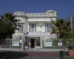 Agenzia Immobiliare Tirreno Di Ratti Giorgio (Geom.), Marina di Massa orari di apertura
