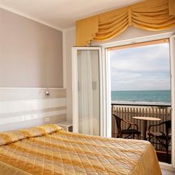 Hotel Righetto Fronte Mare (Orari Ristorante), Cavallino orari di apertura