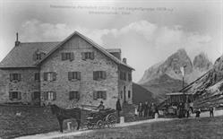 Albergo Col Di Lana Canazei, Passo Pordoi - Orari di apertura