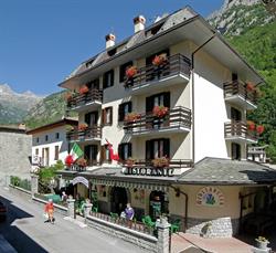 Albergo Genzianella, Val Masino orari di apertura