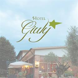 Albergo Giuly S.a.s.di Francini P.e C., Torre del Lago Puccini orari di apertura