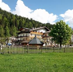Hotel Ristorante Pasticceria Stella Alpina, Falcade orari di apertura