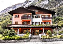 Hotel Ristorante Sasso Remenno, Val Masino orari di apertura