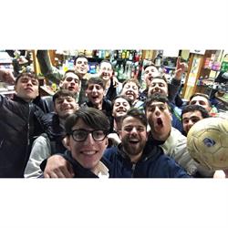 Bar 2000 Di Enzo Fiorillo e Luana, Fondi orari di apertura
