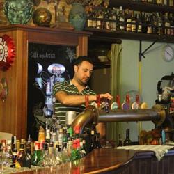 Bar Caffe' Degli Artisti, Pianella orari di apertura