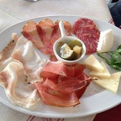 Bar Trattoria Julia, Erto e Casso orari di apertura