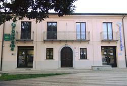 Burzese Vladimiro, Cinquefrondi orari di apertura