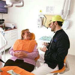 Falcone Pasquale (Dr.), Napoli orari di apertura