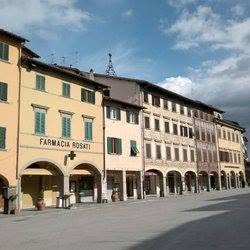 Farmacia Rosati Dr.ssa Daniela e C. S.a.s., Figline e Incisa Valdarno orari di apertura