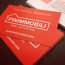 Finimmobili, Erba orari di apertura