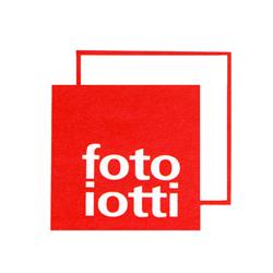 Foto Cine Iotti Di Ivo Catellani E C. Snc, Carpi orari di apertura