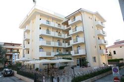 Hotel Adriatico, Alba Adriatica orari di apertura