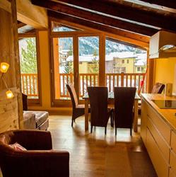 Chalet Alpina Hotel and Apartments, La Thuile orari di apertura