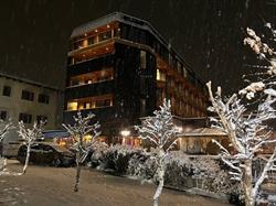 Hotel Henriette, Malè orari di apertura