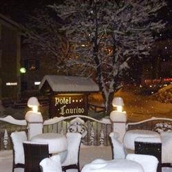 Hotel Laurino SRL Sèn Jan di Fassa, Pozza Di Fassa - Orari di apertura