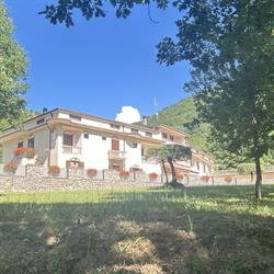 Hotel Ristorante Piscina al Boschetto, Viggianello orari di apertura