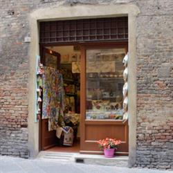 Il Tappezziere Di Via Di Citta' Srl, Siena orari di apertura