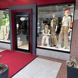 L'essence, Sondrio orari di apertura
