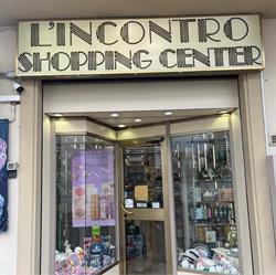 L'Incontro Shopping Center, Prato orari di apertura