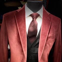 La camicia, Cagliari orari di apertura