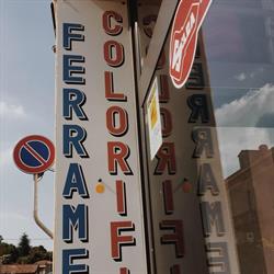 Lariovernici Srl, Como orari di apertura