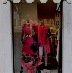 N 2 Di Via Garibaldi Di Bastianon Rosa, Feltre orari di apertura
