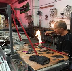 Neon Gueci di Gueci Riccardo, Palermo orari di apertura