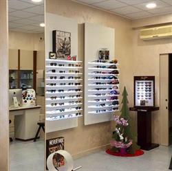 Ottica Annabella (S.A.S.), Lavagna orari di apertura