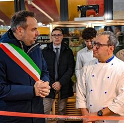 Pasticceria Savoia Di Immobile Gennaro, Treviso orari di apertura