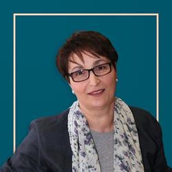 Pastori Dr.ssa Meri, Apiro orari di apertura