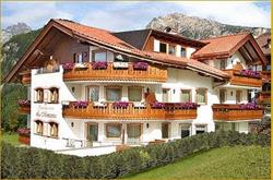 Pensione La Montanina, Selva di Val Gardena orari di apertura