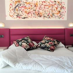 Villa Platani, Riccione orari di apertura
