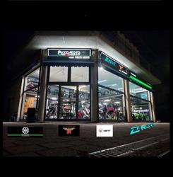 PICCO MOTO vendita e assistenza Kawasaki cuneo Aprilia Moto guzzi kove moto kawasaki cross cuneo, Saluzzo orari di apertura