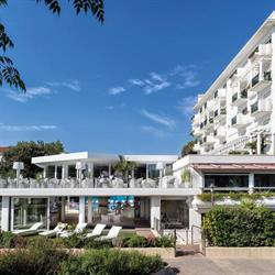 Atlantic Hotel Di Assirelli A.m. & C. SAS, Riccione orari di apertura