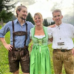 Albergo Aurora SNC Di Rosa Ugo e Colombari Teresa, Canazei orari di apertura