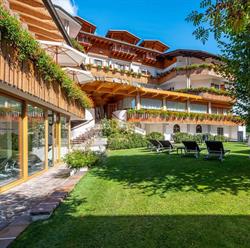 Hotel La Perla Di Polo Giorgio, Ravascletto orari di apertura