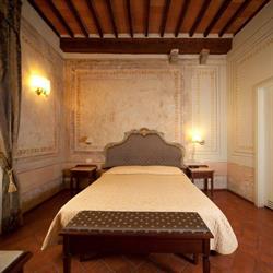Hotel Logge dei Mercanti, Monte San Savino orari di apertura